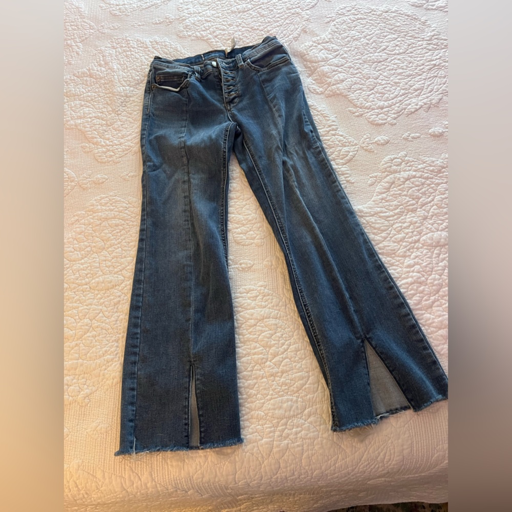 Free People button fly jeans. Size 25